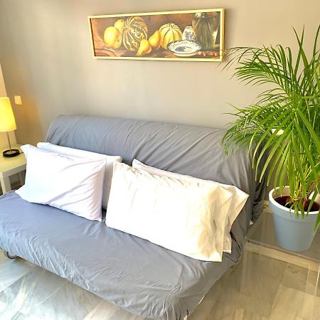 Apartamentos Por Temporada En Puerta Del Sol Мадрид Екстер'єр фото