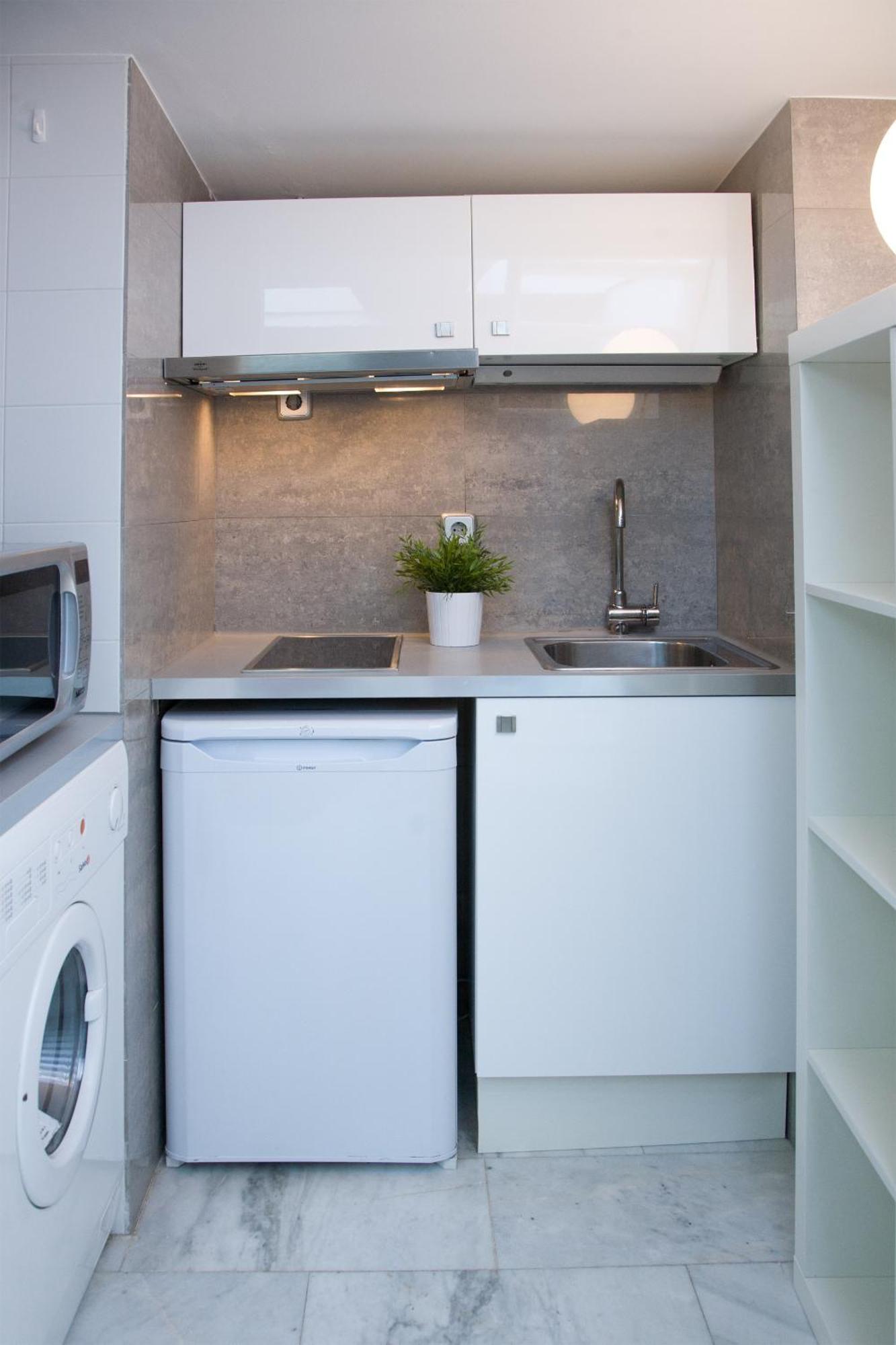 Apartamentos Por Temporada En Puerta Del Sol Мадрид Екстер'єр фото