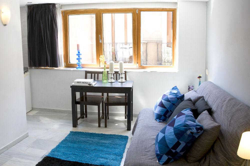 Apartamentos Por Temporada En Puerta Del Sol Мадрид Екстер'єр фото