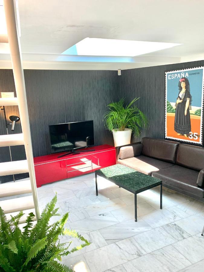 Apartamentos Por Temporada En Puerta Del Sol Мадрид Екстер'єр фото