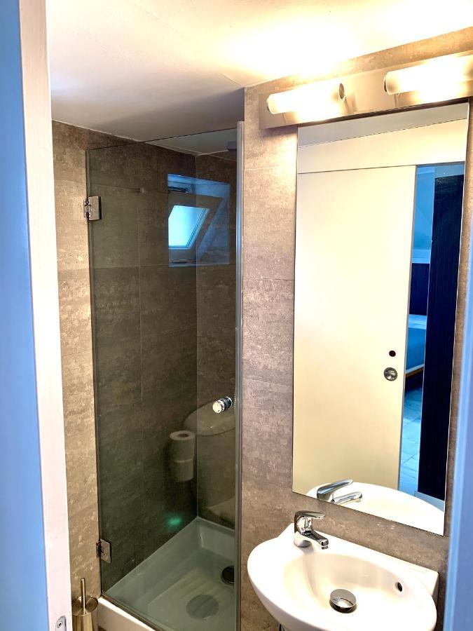 Apartamentos Por Temporada En Puerta Del Sol Мадрид Екстер'єр фото