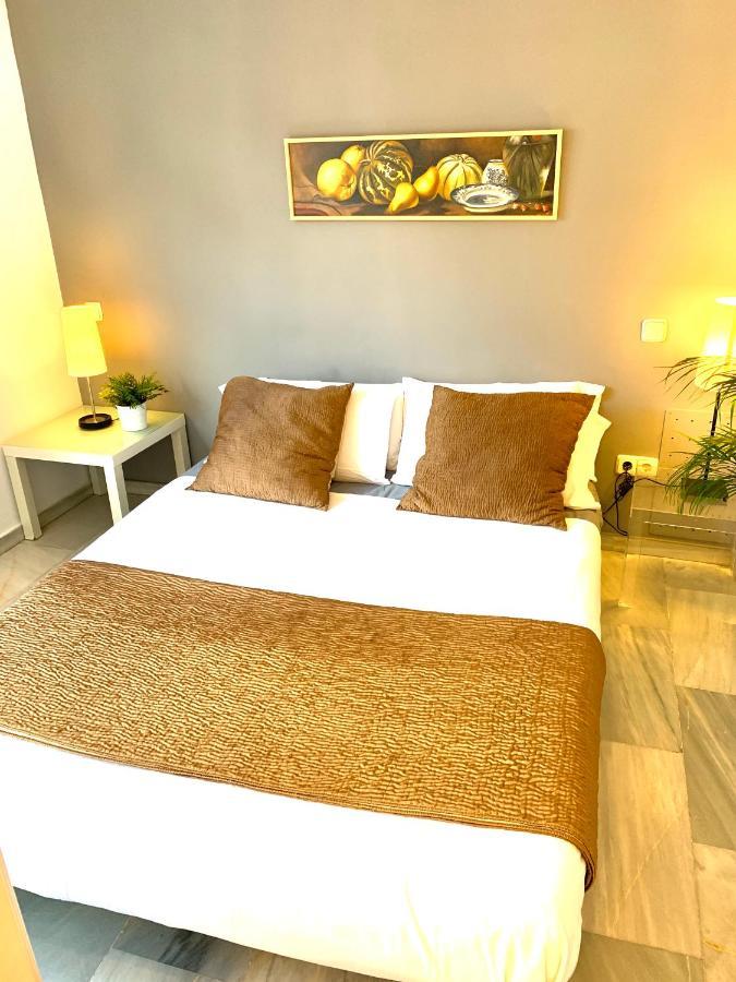 Apartamentos Por Temporada En Puerta Del Sol Мадрид Екстер'єр фото