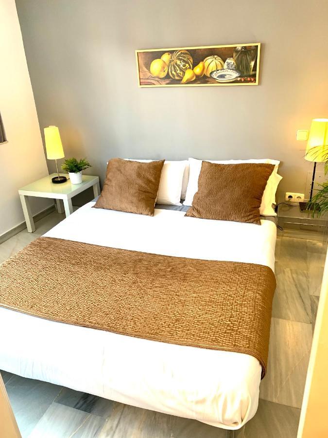 Apartamentos Por Temporada En Puerta Del Sol Мадрид Екстер'єр фото