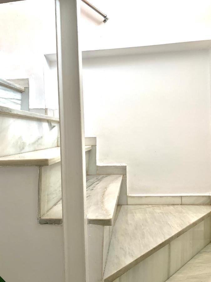 Apartamentos Por Temporada En Puerta Del Sol Мадрид Екстер'єр фото